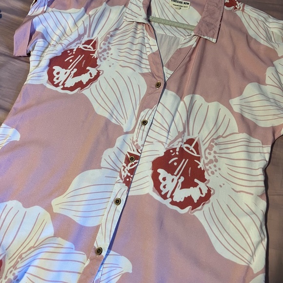 Paradise Now orchid Pink Floral Button Down Shirt - Picture 3 of 4